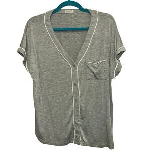Barefoot Dreams Malibu Collection Button Front Lounge Top Medium Gray Soft